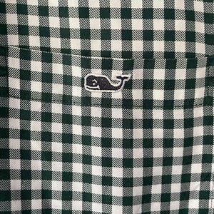 Vineyard Vines Tucker Shirt in Hunter Green check